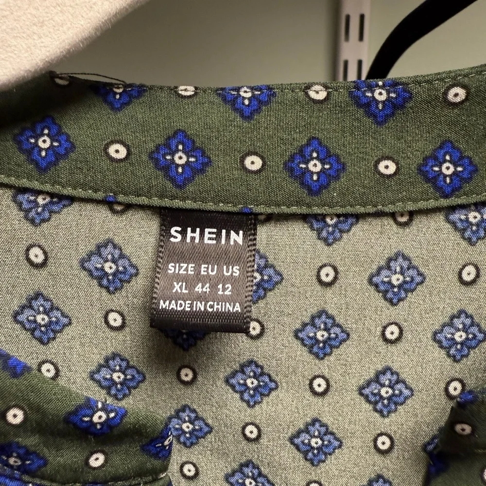 Three SHEIN Tops - Picture 4 of 10